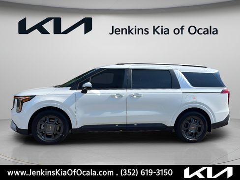 New 2026 Kia Carnival EX FWD image 6
