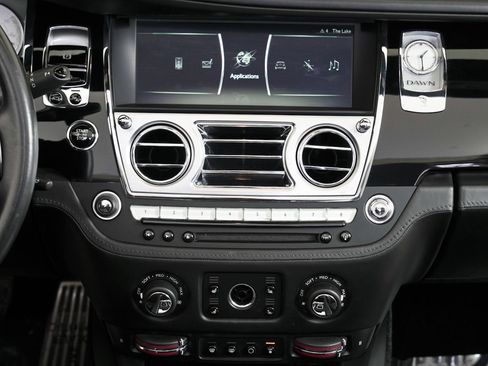 Used 2020 Rolls-Royce Dawn image 70