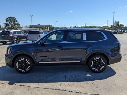 Certified 2025 Kia Telluride EX X-Line AWD/4WD image 5