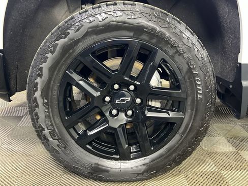 Certified 2024 Chevrolet Silverado 1500 LT Trail Boss w/ Protection Package AWD/4WD image 31