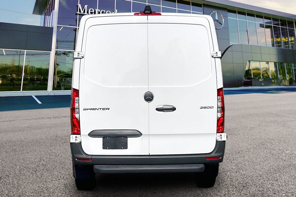 New 2026 Mercedes-Benz Sprinter 2500 image 4