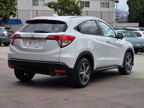 Used 2022 Honda HR-V EX image 11
