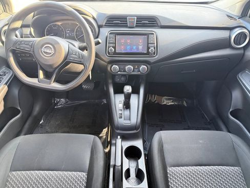 Used 2023 Nissan Versa S w/ Trunk Package image 10