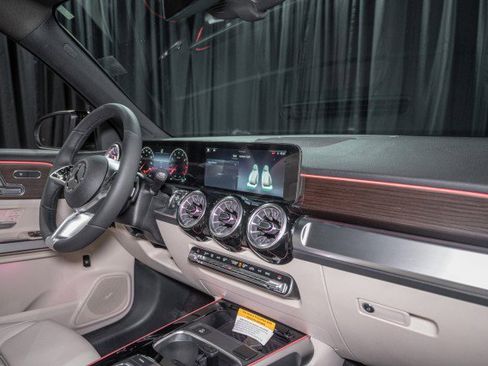 New 2026 Mercedes-Benz GLB 250 image 15