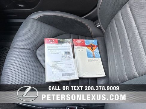 Used 2022 Toyota Avalon XSE image 27