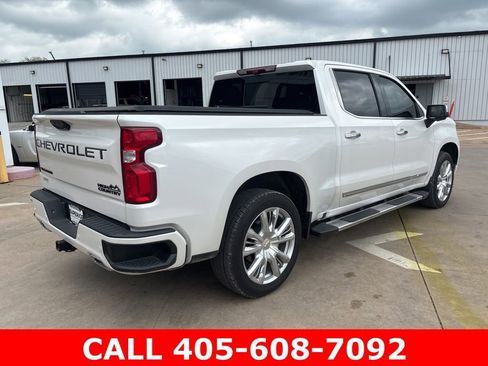 Used 2023 Chevrolet Silverado 1500 High Country w/ High Country Premium Package AWD/4WD image 5
