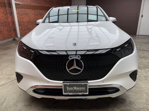 Certified 2024 Mercedes-Benz EQE 350+ 4MATIC SUV w/ Driver Assistance Package image 8