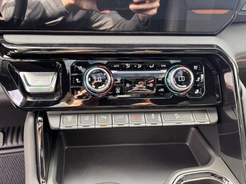 New 2026 GMC Sierra 2500 AT4 w/ AT4 Premium Plus Package image 22