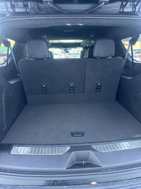 Used 2022 GMC Yukon XL Denali RWD image 15