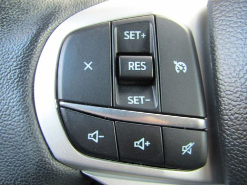 Certified 2023 Ford Explorer XLT w/ Equipment Group 202A image 29