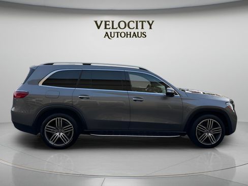 Used 2024 Mercedes-Benz GLS 450 4MATIC image 8