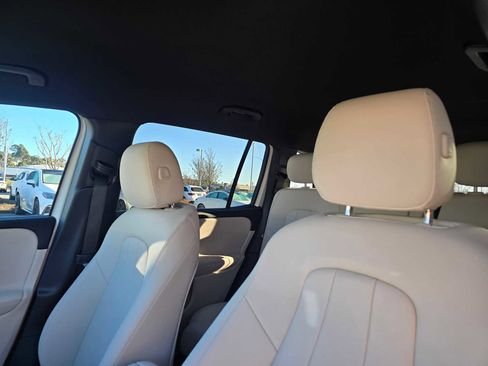 Used 2025 Mercedes-Benz GLB 250 GLB 250 image 24