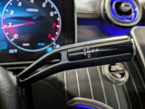 Used 2025 Mercedes-Benz CLE 300 4MATIC Cabriolet image 31