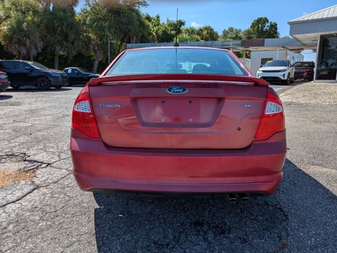 Used 2010 Ford Fusion SE FWD image 5