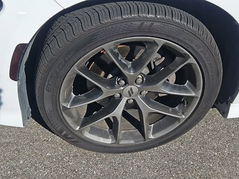 Used 2019 Dodge Charger GT w/ Plus Group image 3