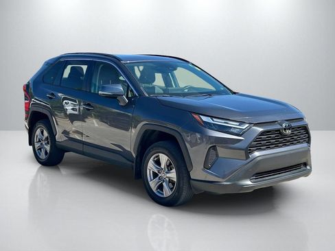 Used 2024 Toyota RAV4 XLE w/ Convenience Package FWD image 3