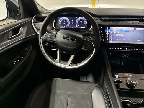 New 2026 Jeep Grand Cherokee L 4WD image 11