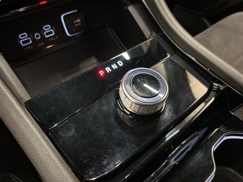 Used 2023 Jeep Grand Cherokee Altitude image 23