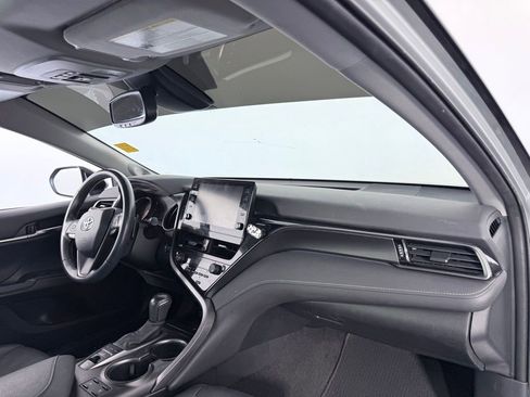 Used 2022 Toyota Camry XSE w/ Navigation Package image 25
