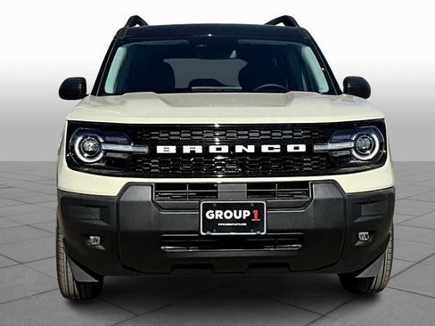 New 2025 Ford Bronco Sport Outer Banks image 3