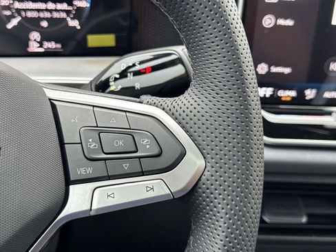 New 2026 Volkswagen Tiguan SE R-Line image 16