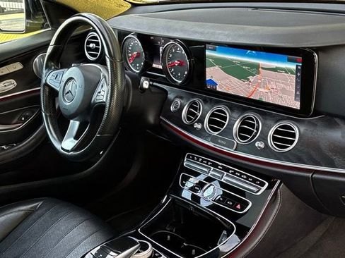 Used 2017 Mercedes-Benz E 300 image 36
