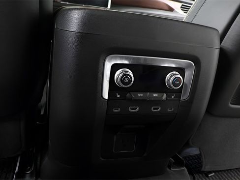 Used 2023 GMC Yukon XL Denali Ultimate image 26