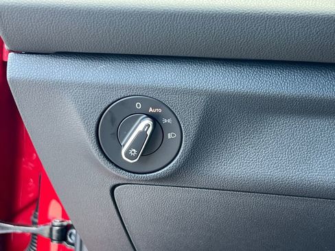 New 2025 Volkswagen Jetta Sport image 28