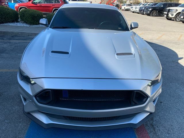 Used 2018 Ford Mustang GT RWD image 7