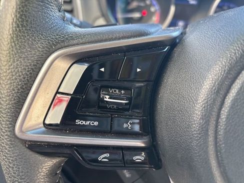 Used 2018 Subaru Outback 3.6R Touring image 17