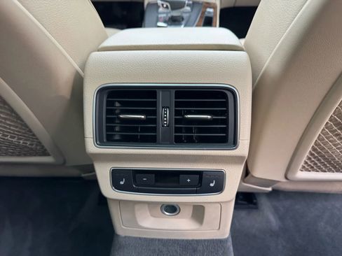 Used 2018 Audi Q5 2.0T Premium Plus w/ Premium Plus Package image 27