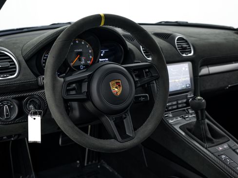 Certified 2023 Porsche 718 Cayman GT4 RS RWD image 19