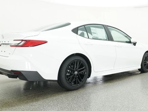 New 2026 Toyota Camry SE FWD image 44