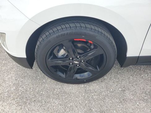 Used 2020 Chevrolet Equinox Premier w/ Premier Redline Edition image 18