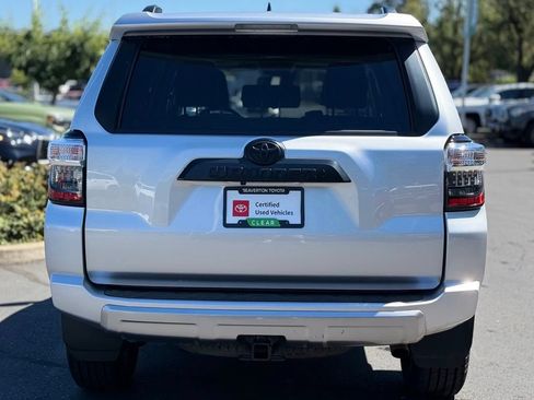 Certified 2023 Toyota 4Runner TRD Off-Road Premium w/ Moonroof Package AWD/4WD image 4