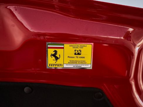 Used 2018 Ferrari 812 Superfast image 21