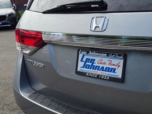 Used 2016 Honda Odyssey SE image 17