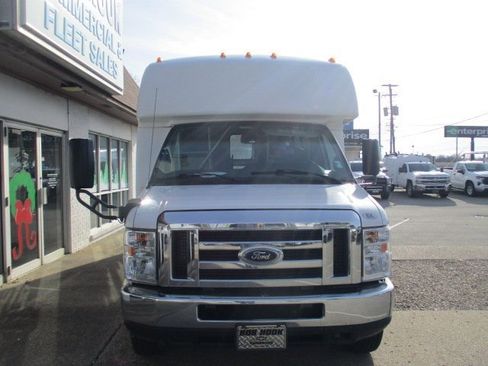 Used 2019 Ford E-350 and Econoline 350 Super Duty w/ Shuttle Bus Prep Package image 2