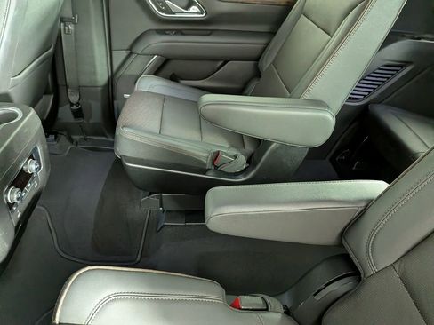 Certified 2024 Chevrolet Tahoe High Country w/ Premium Package image 34