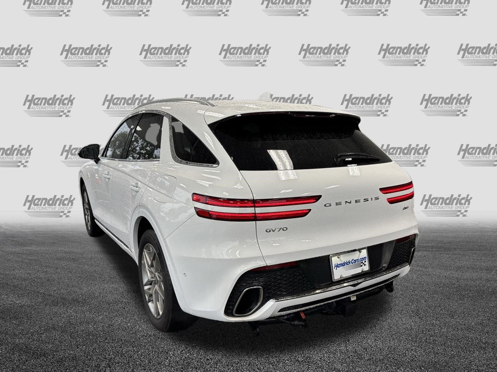 Used 2023 Genesis GV70 2.5T w/ Advanced Package AWD/4WD image 8