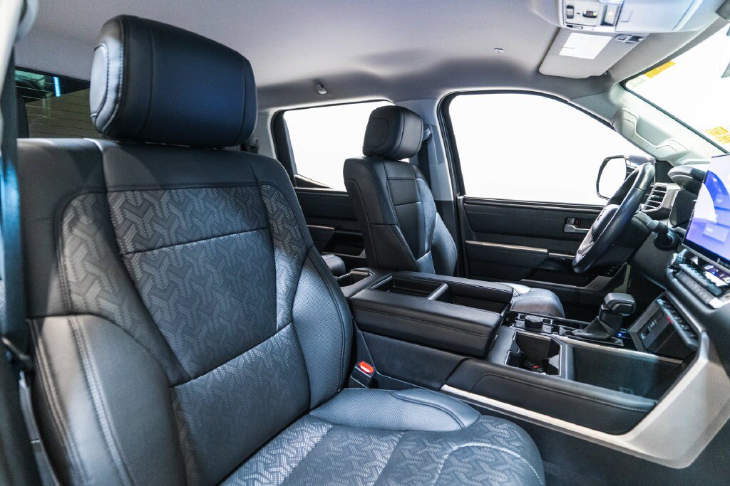 Used 2024 Toyota Tundra Limited w/ TRD Off-Road Package AWD/4WD image 16