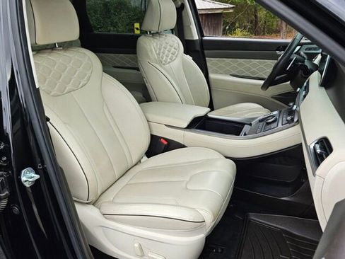 Used 2020 Hyundai Palisade Limited image 19