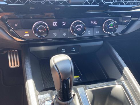 Used 2025 Honda Accord Sport image 22