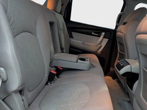 Used 2012 GMC Acadia SL w/ Preferred Package image 14