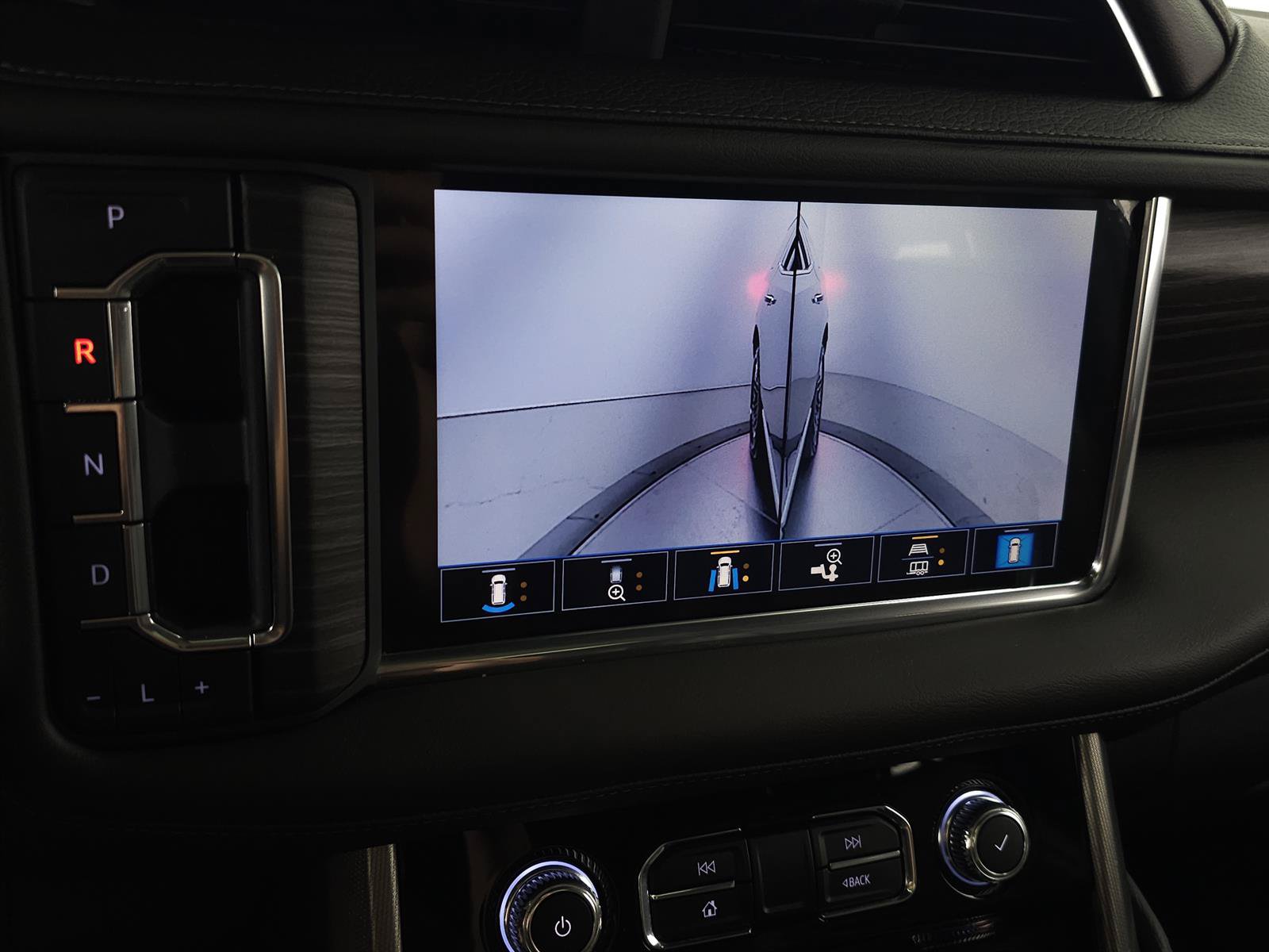 Used 2021 GMC Yukon Denali AWD/4WD image 34