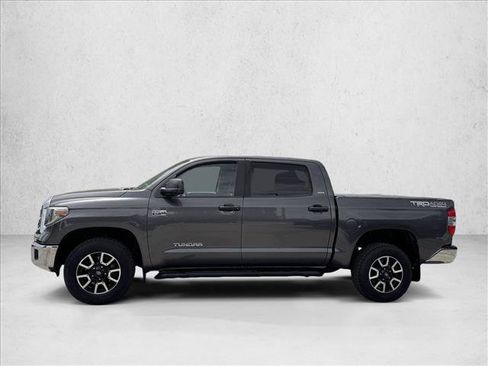 Certified 2018 Toyota Tundra SR5 w/ TRD Off Road Package AWD/4WD image 4