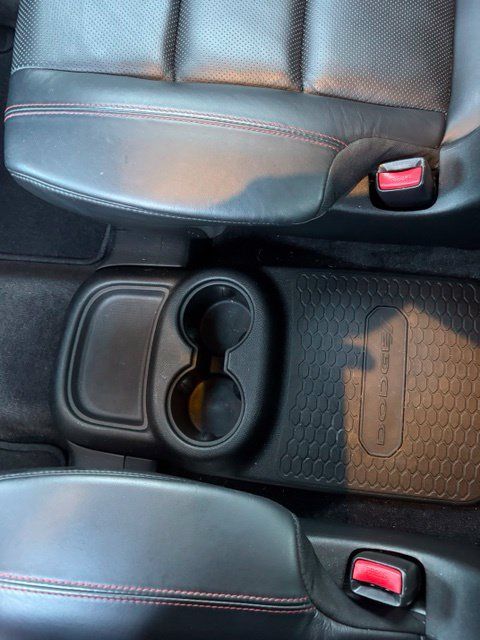 Used 2018 Dodge Durango R/T w/ Technology Group AWD/4WD image 34