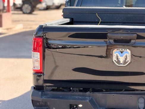 Used 2019 RAM 1500 Tradesman AWD/4WD image 6
