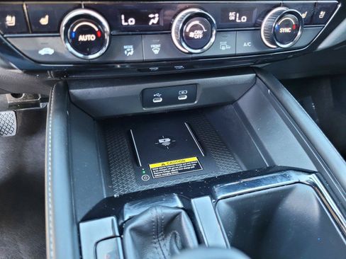 Used 2025 Honda Accord Touring image 29