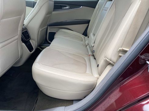 Used 2019 Lincoln Nautilus Reserve AWD/4WD image 15